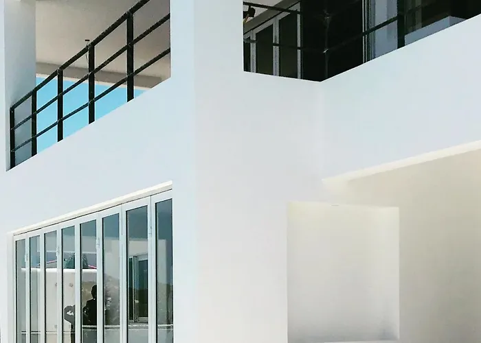 Casa Blanca Villa